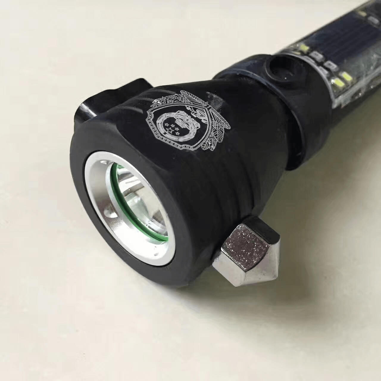 多功能手電細節圖