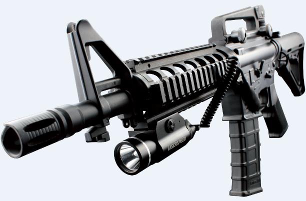 戰(zhàn)術(shù)照明燈效果圖