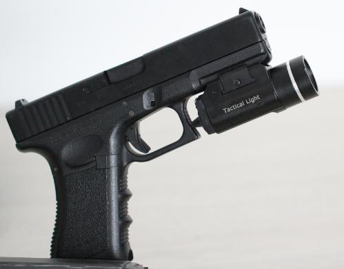 戰(zhàn)術(shù)手電